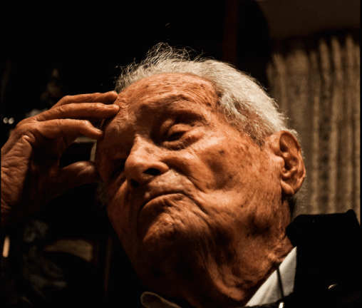 Canito en su piso de Valencia / Foto: Javier Comos